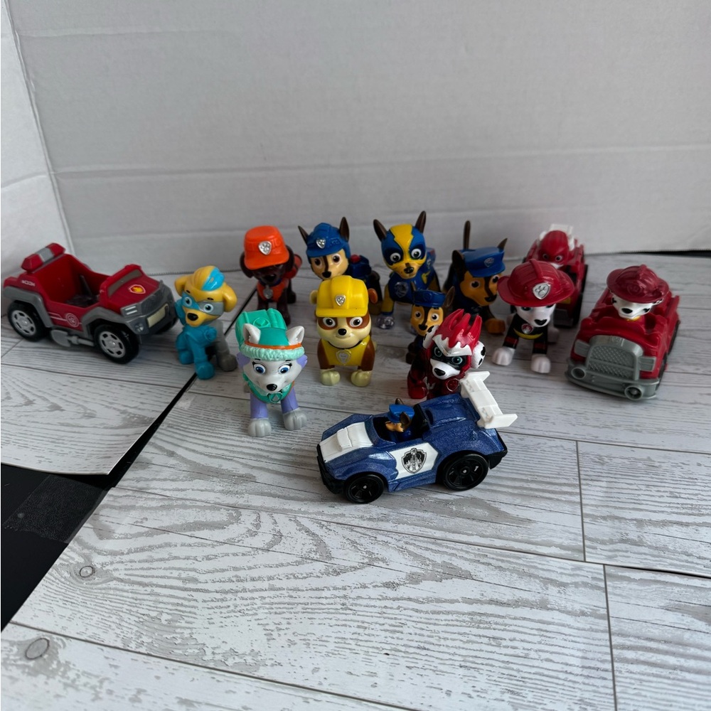 Paw Patrol Rescue Figures & Vehicles - Red, Blue, Yellow, Orange